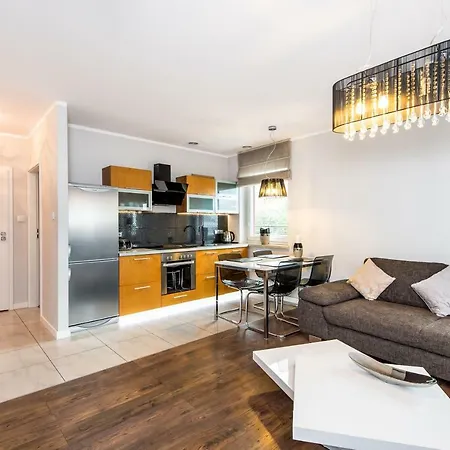 Apartmán Super-apartamenty Targi Poznanskie *